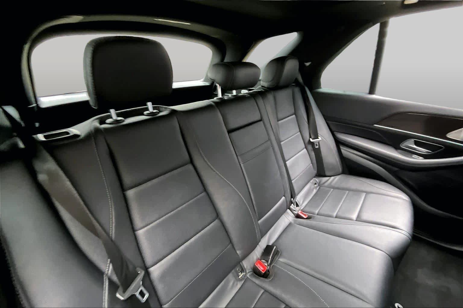 Used 2022 Selenite Grey Metallic Mercedes-Benz GLE 350 image 31