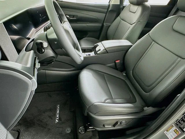 New 2026 Gray Hyundai SEL Plus image 9