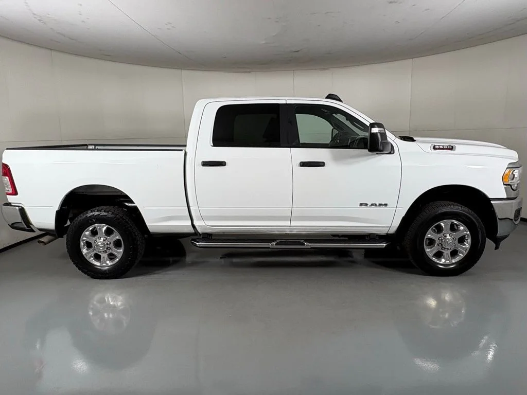 Used 2024 White Ram Big Horn image 9
