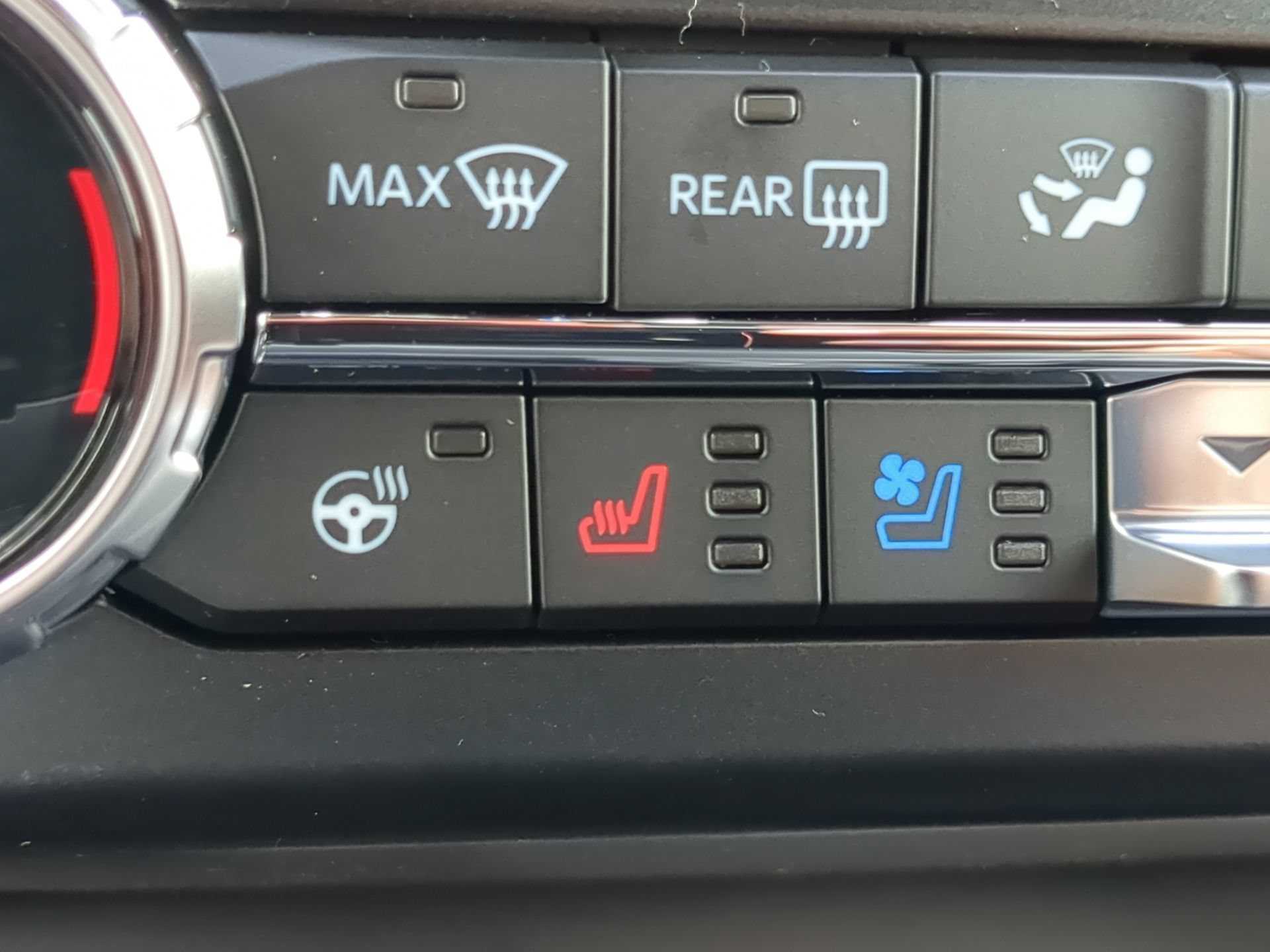 New 2026 Star White Metallic Tri-Coat Ford F-250® King Ranch® image 60