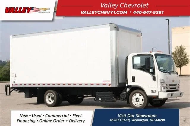 2023 Chevrolet Low Cab Forward's photo