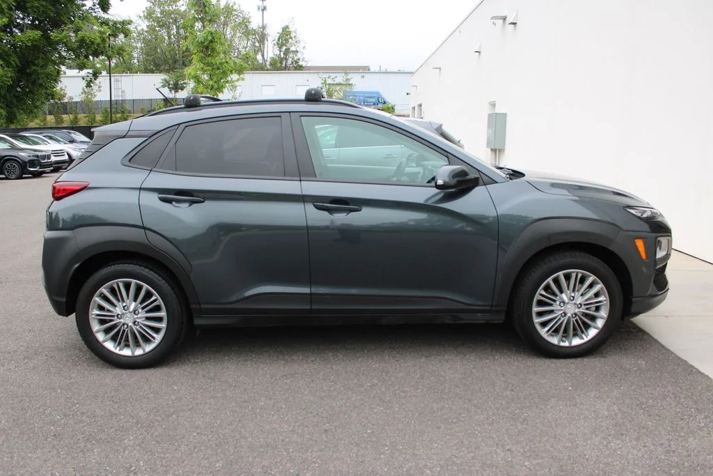 Used 2021 Gray Hyundai SEL image 33