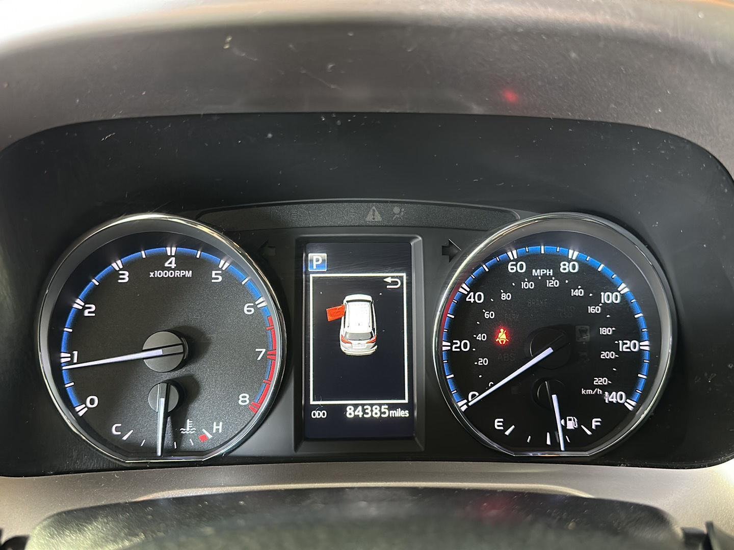 Used 2018 Pearl Toyota Limited image 14