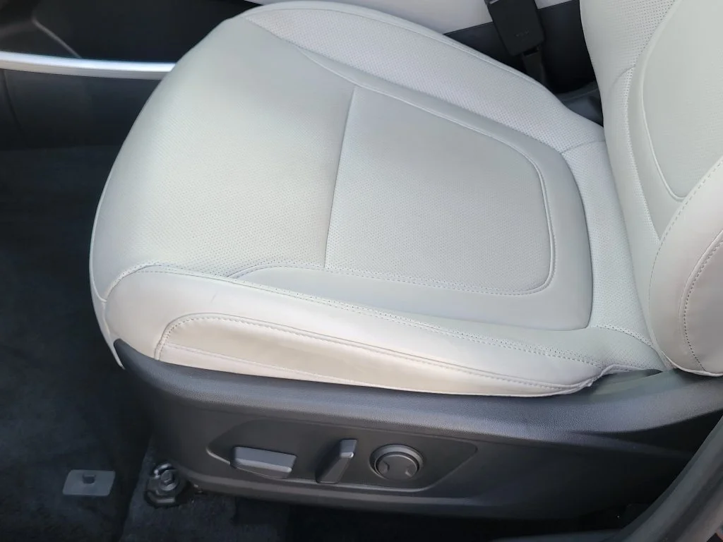 Used 2024 Blue Hyundai SEL Convenience image 20