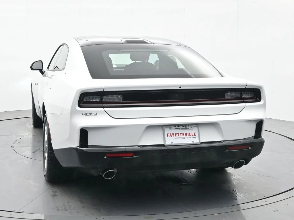 New 2026 White Knuckle Exterior Paint Dodge R/T image 9