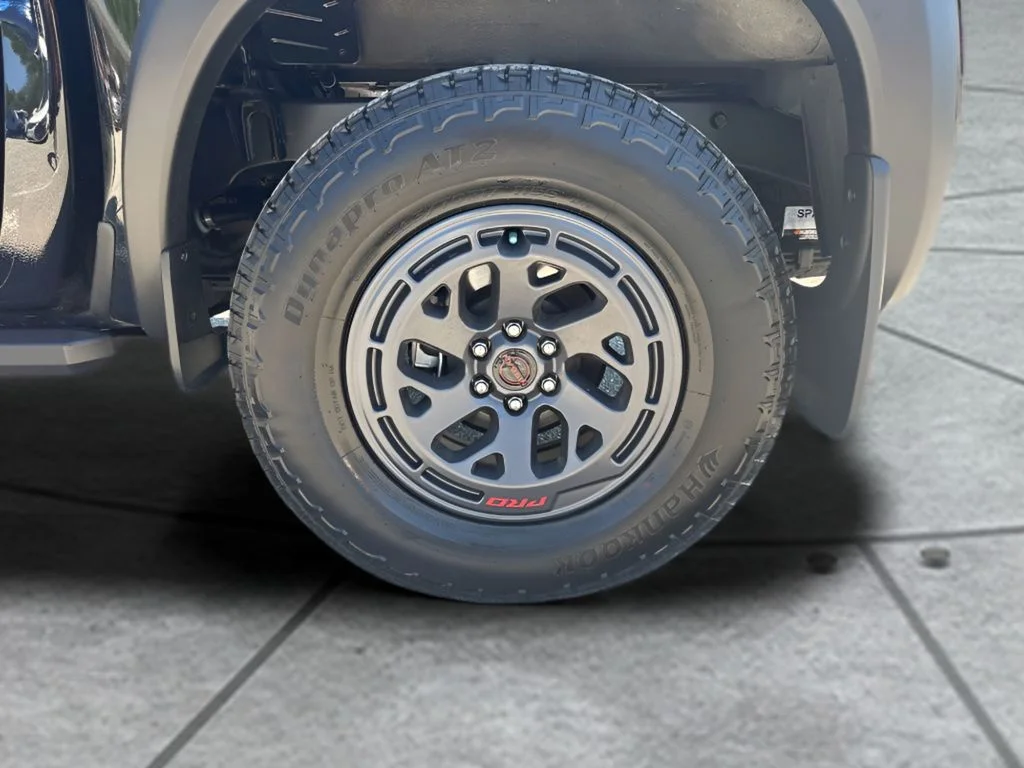 Used 2025 Black Nissan PRO-4X image 31