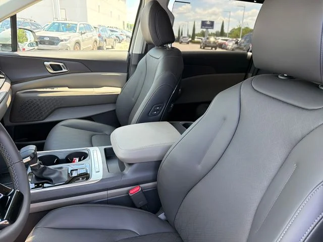New 2026 Ivory Silver Kia EX image 17