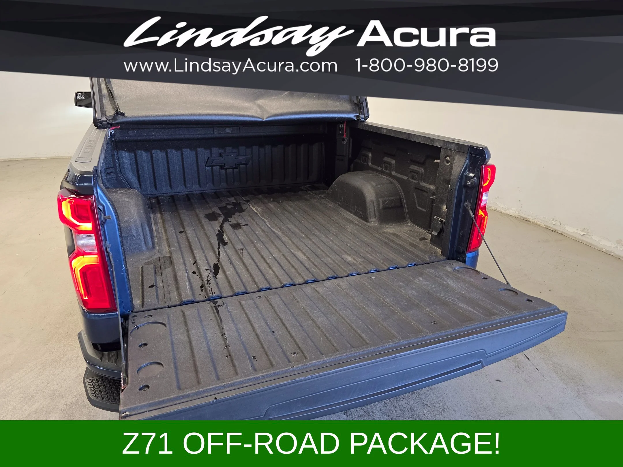 Used 2020 Northsky Blue Metallic Chevrolet RST image 8