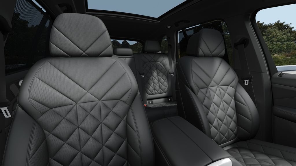 New 2026 Black Sapphire Metallic BMW sDrive40i image 11