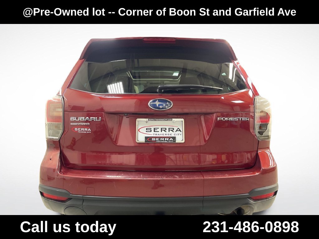 Used 2018 Red Subaru 2.5i Premium image 5