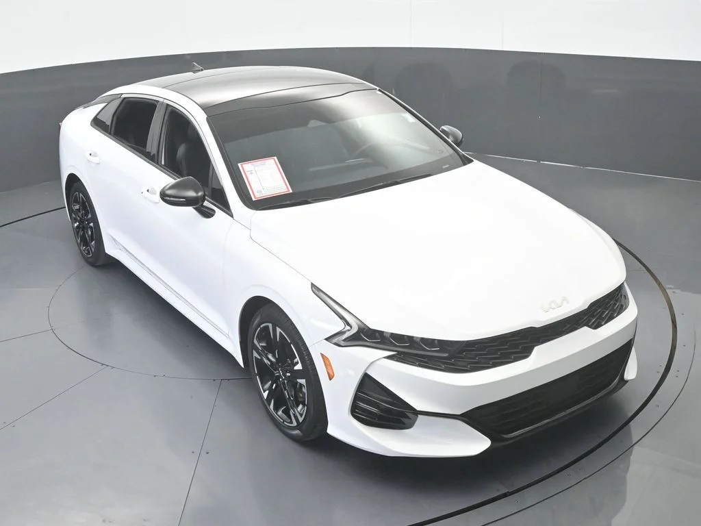 Used 2023 Glacial White Pearl Kia GT-Line image 52
