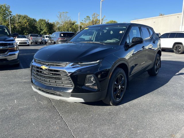 Used 2022 Black Chevrolet LT image 7