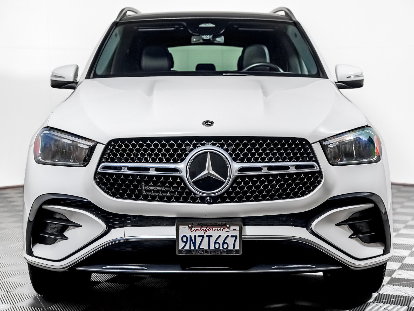 Certified Used 2024 Polar White Mercedes-Benz GLE 350 4MATIC® SUV image 8