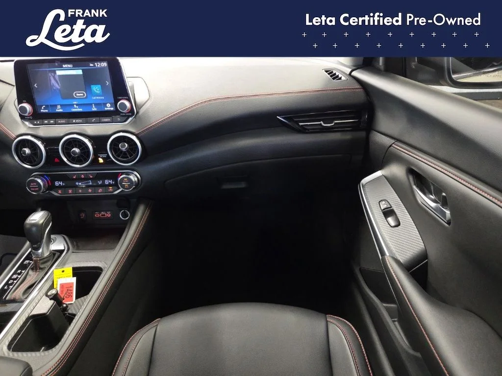 Used 2025 White Nissan SR image 19