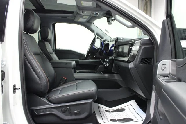 New 2026 Star White Metallic Tri-Coat Ford F-250® Lariat® image 39