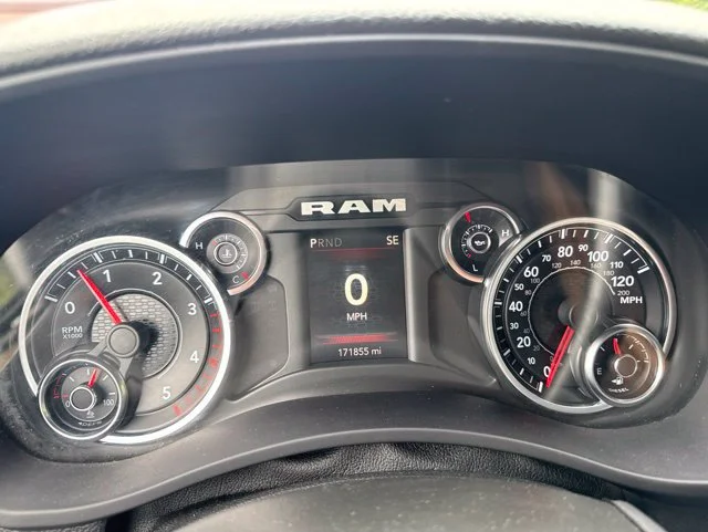 Used 2022 White Ram Big Horn image 19