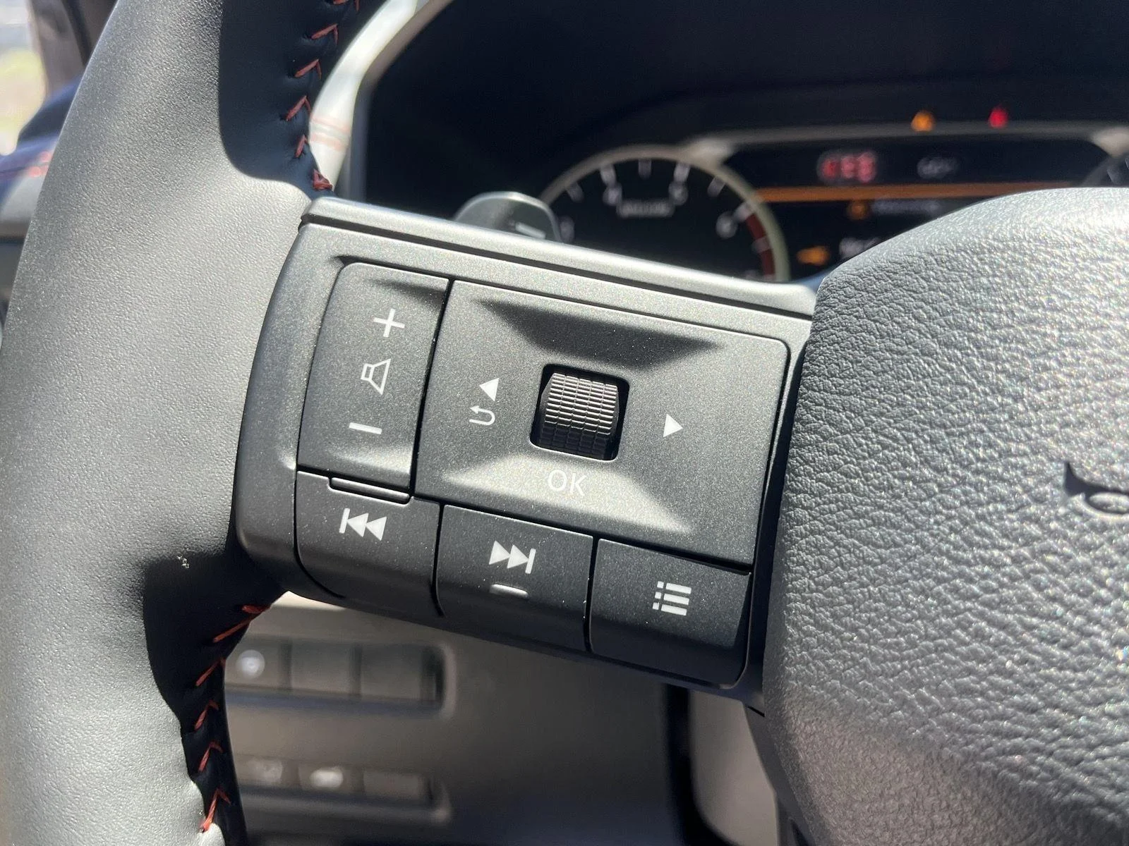 New 2026 Boulder Gray Pearl Nissan Rock Creek® image 29