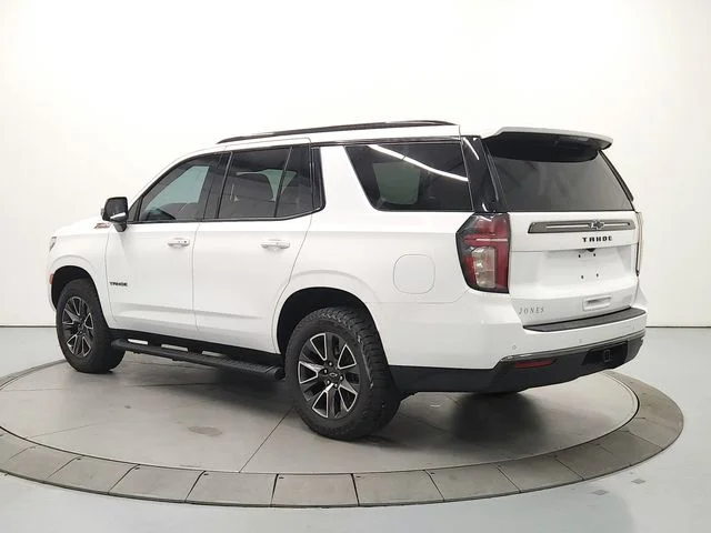 Used 2022 White Chevrolet Z71 image 5