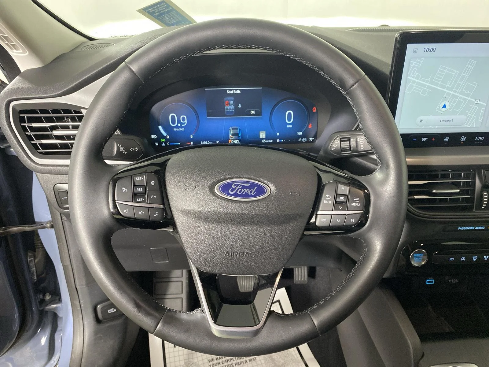 Used 2023 Vapor Blue Ford Active image 15