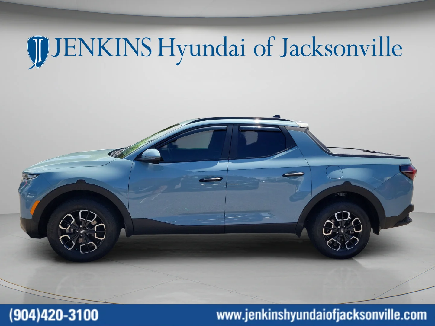 Used 2024 Blue Stone Hyundai SEL image 6