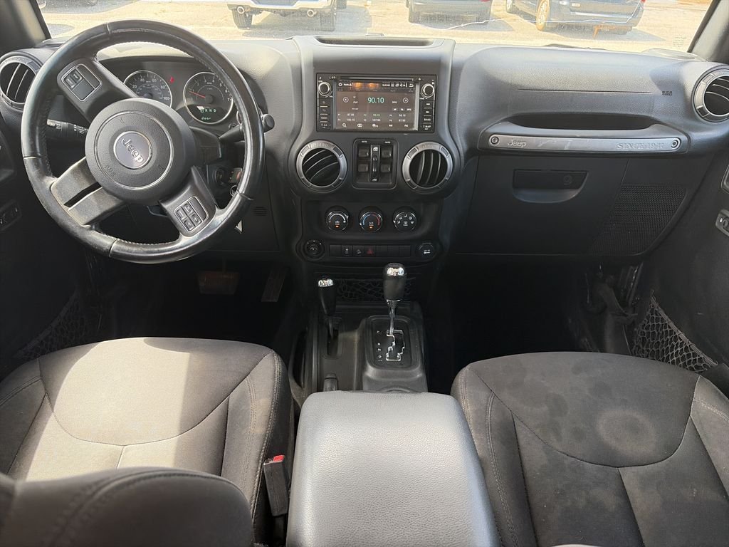 Used 2018 Gray Jeep Unlimited Sport image 13