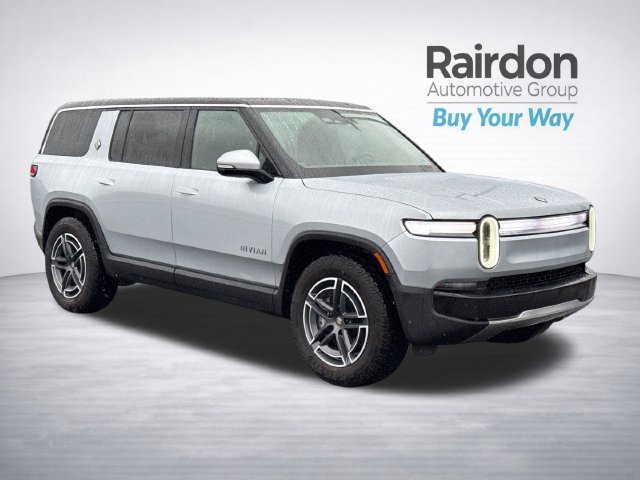 Used 2025 Limestone Rivian Adventure Dual Motor Standard Pack image 1