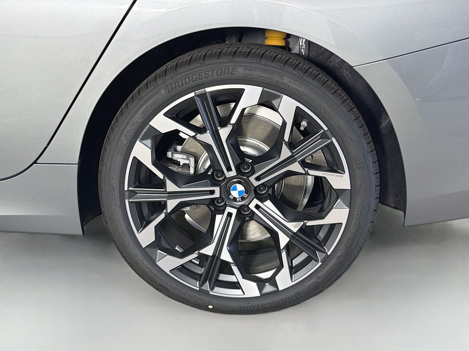 New 2026 Skyscraper Grey Metallic BMW 330i image 33