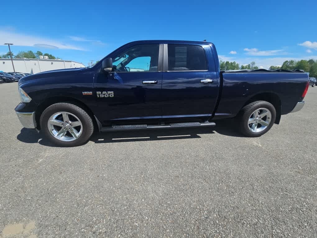Used 2016 True Blue Pearlcoat Ram Big Horn image 4