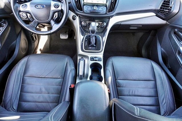 Used 2016 Silver Ford SEL image 18