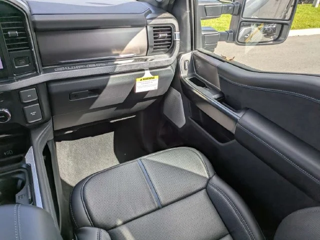 New 2027 Iconic Silver Metallic Ford F-350® Platinum® image 17