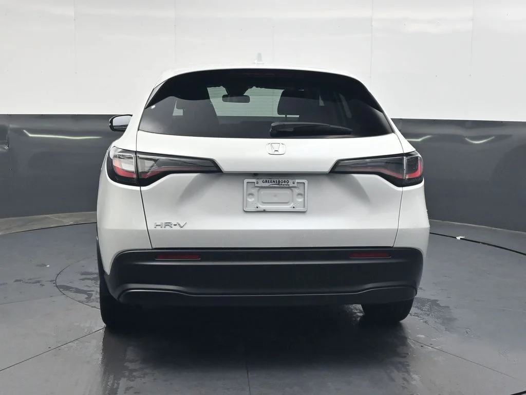 New 2027 Platinum White Pearl Honda LX image 5
