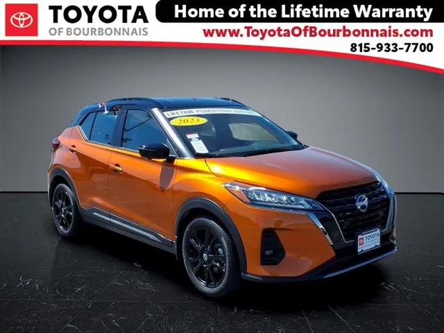 2023 Nissan Kicks SR