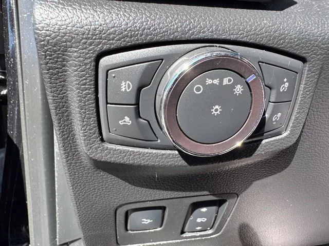 Used 2019 Black Ford Lariat image 21