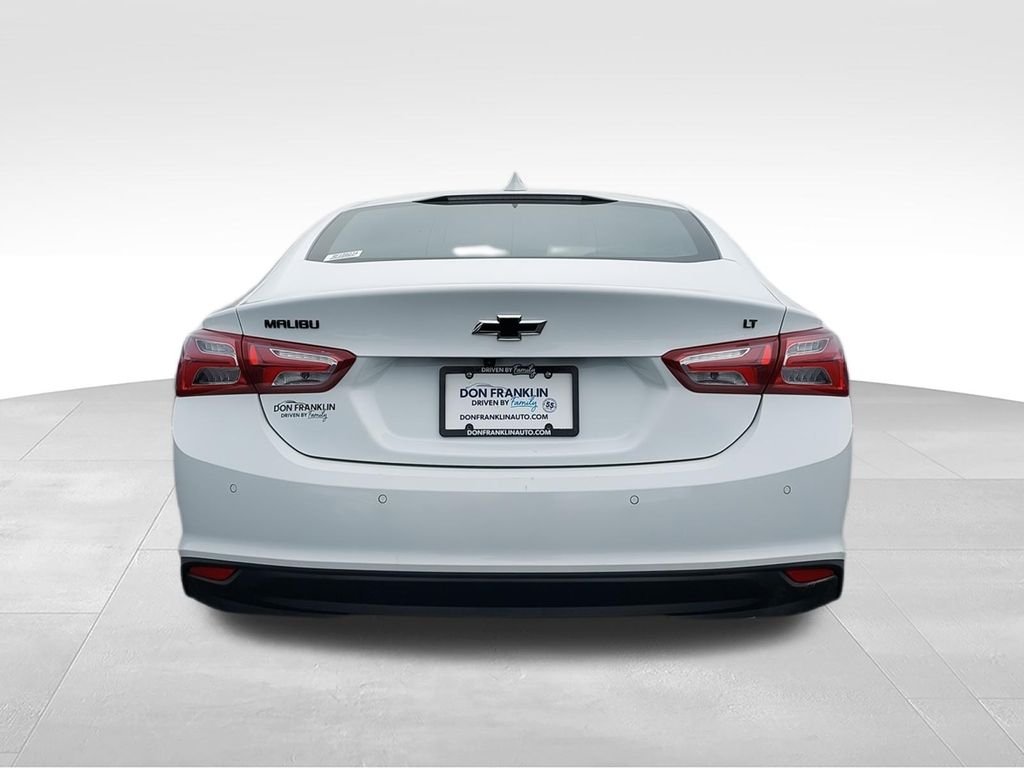 Used 2024 White Chevrolet LT image 9