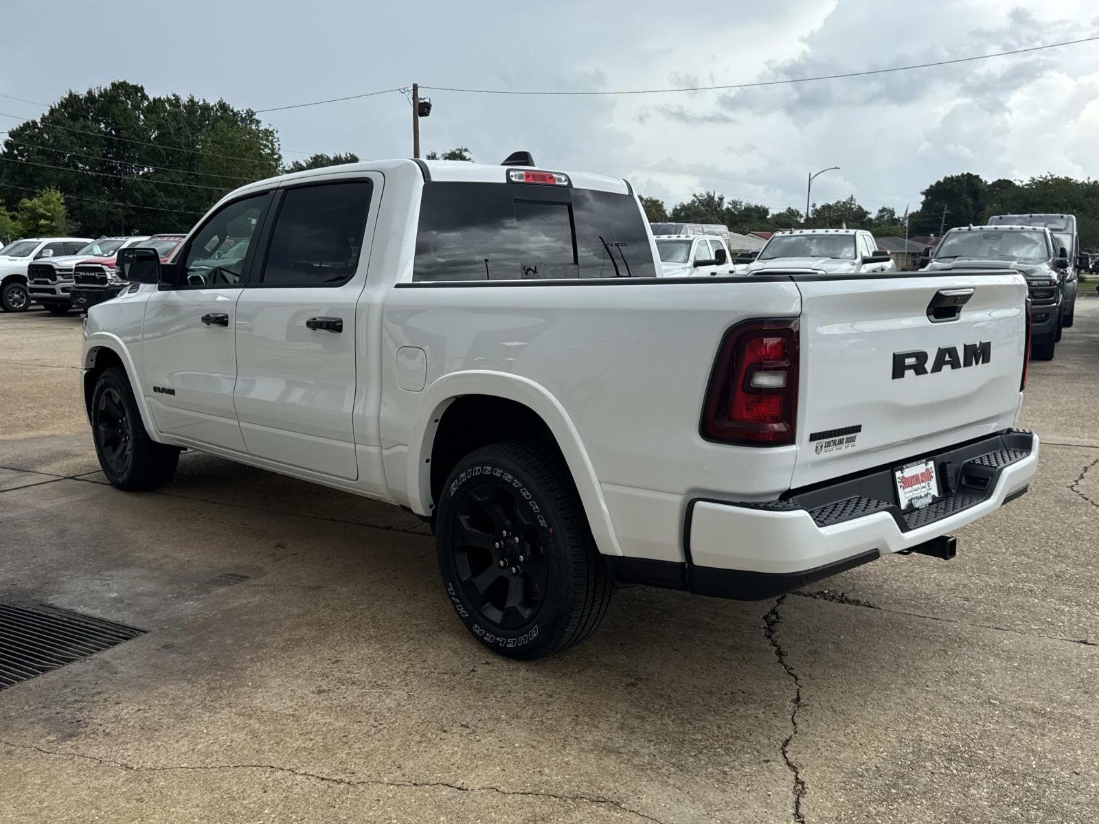 New 2026 Bright White Clear-Coat Exterior Paint RAM Big Horn image 4