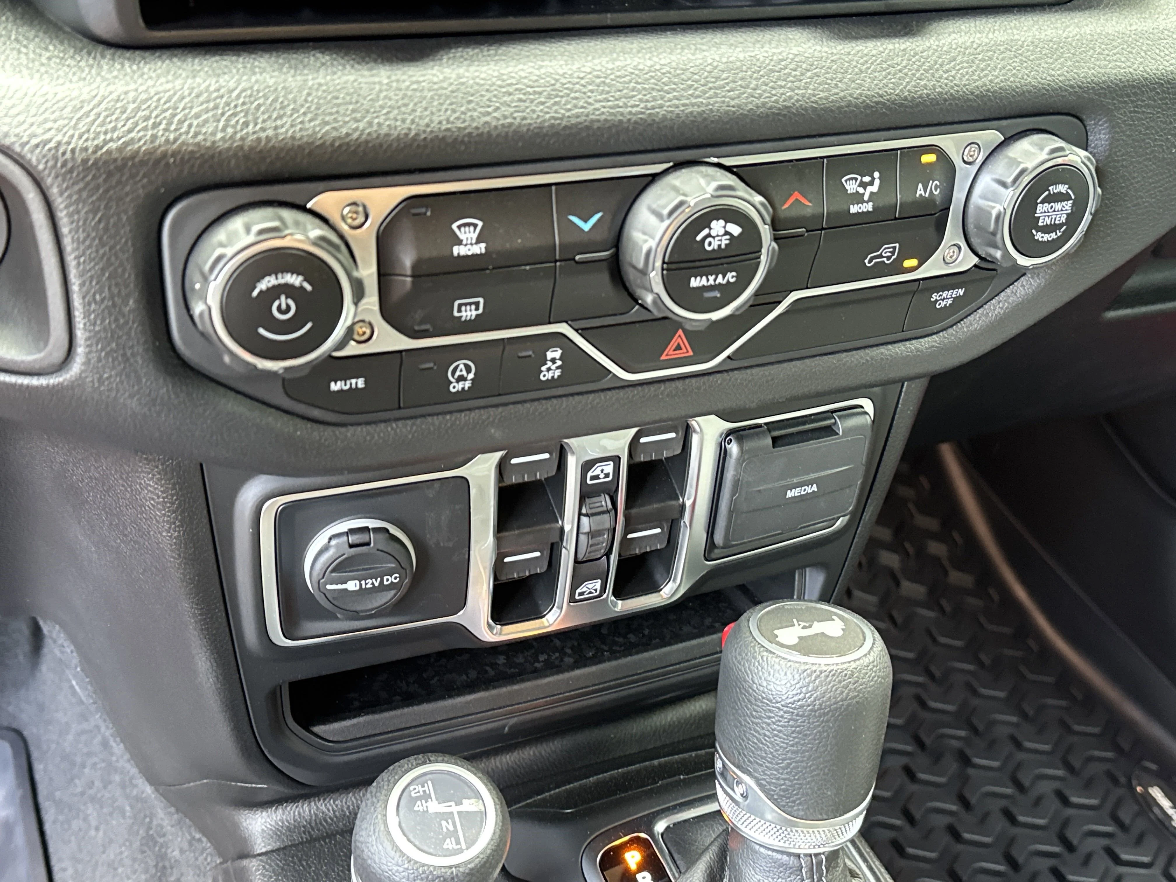 2025 Jeep Wrangler 4-Door Sport S - Photo 35