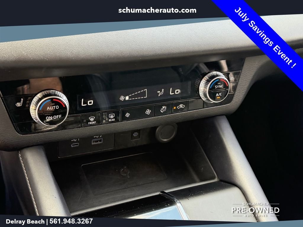 Used 2024  Mitsubishi  image 24