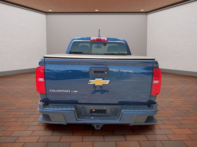 Used 2019 Pacific Blue Metallic Chevrolet Z71 image 28