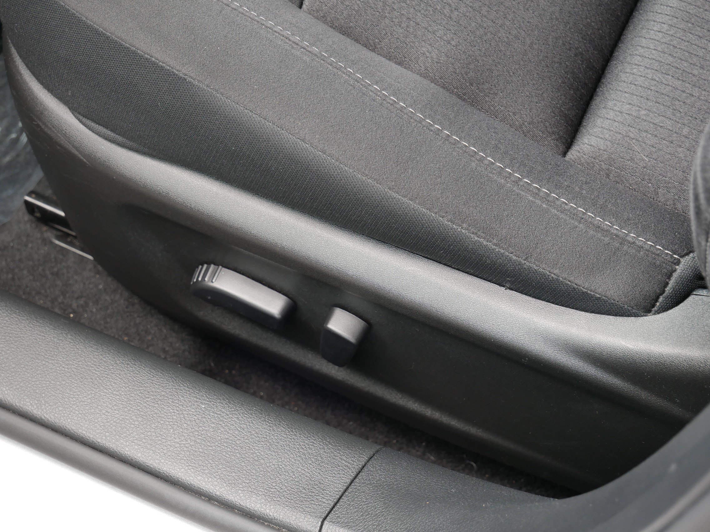 2023 Nissan Altima SV - Photo 20