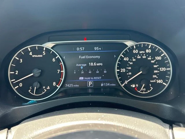 Used 2025 Blue Nissan 2.5 SR image 23
