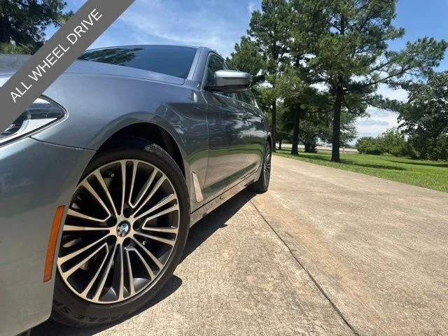 Used 2017 Blue BMW 530i xDrive image 9