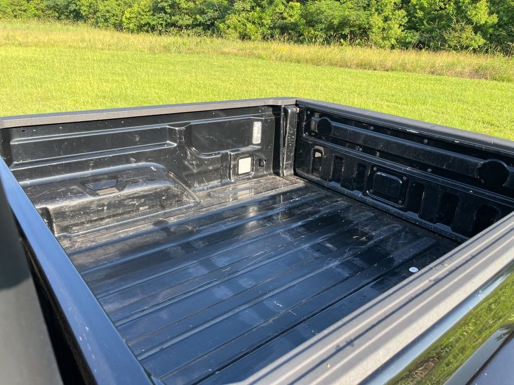 Used 2020 Black Jeep Sport image 34