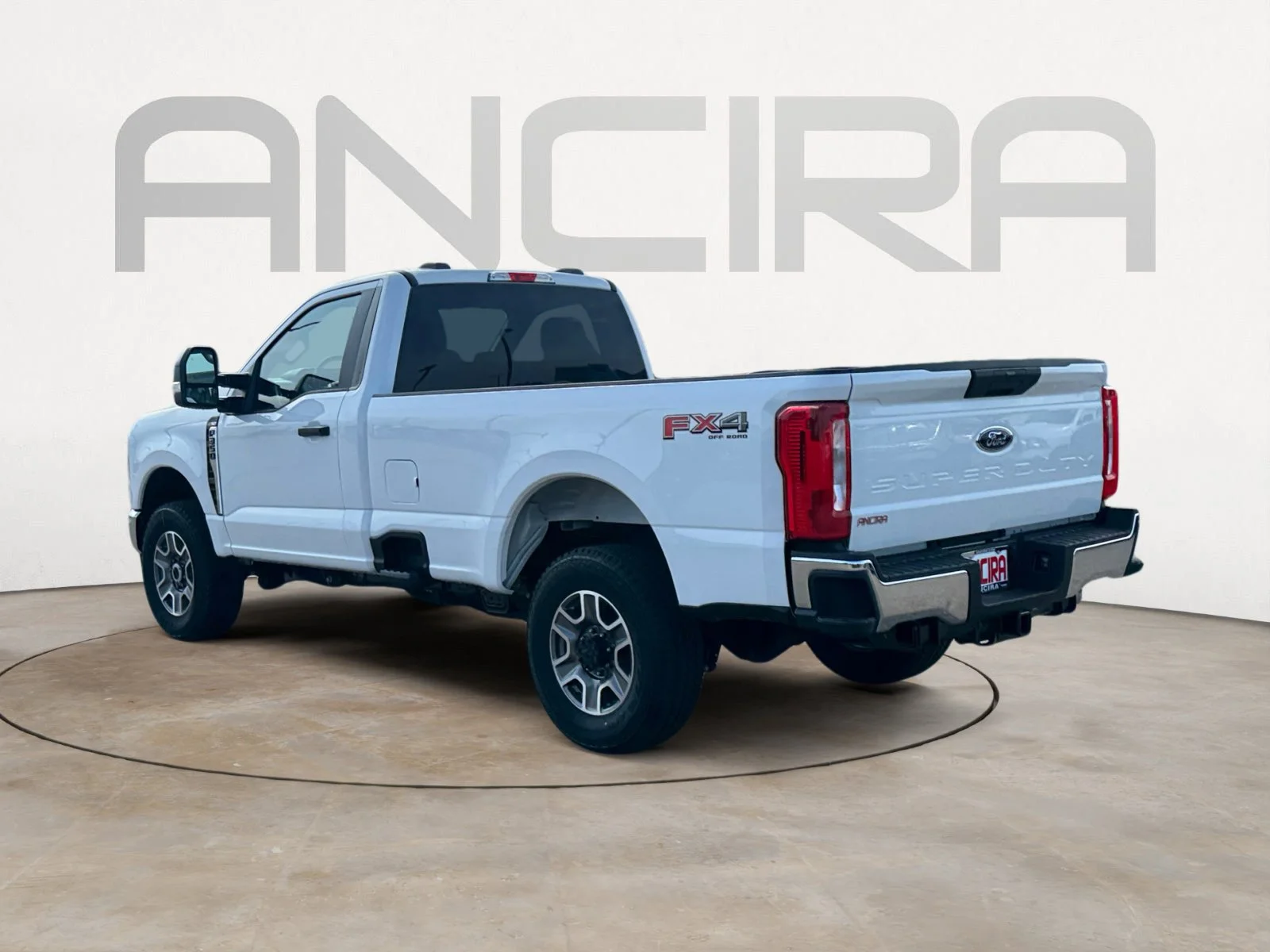 2025 Ford F-350 Super Duty XLT - Photo 6