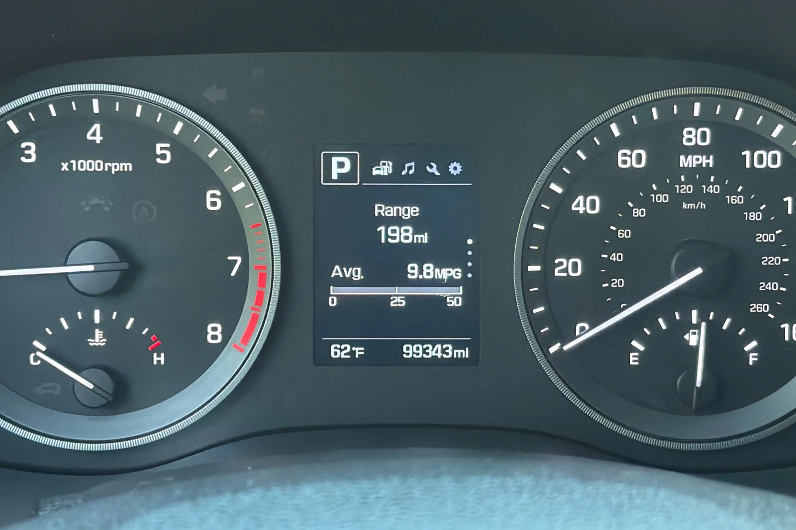 Used 2018 Gray Hyundai SEL image 21