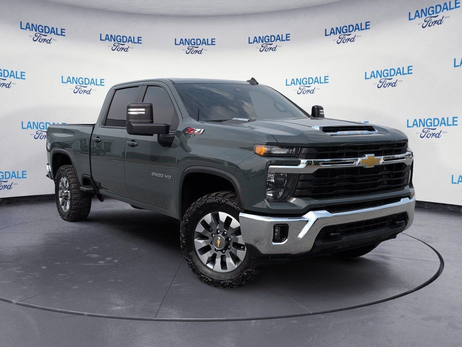 Used 2026 Cypress Chevrolet LT image 2