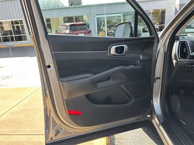 Used 2025 Steel Gray Kia EX image 31