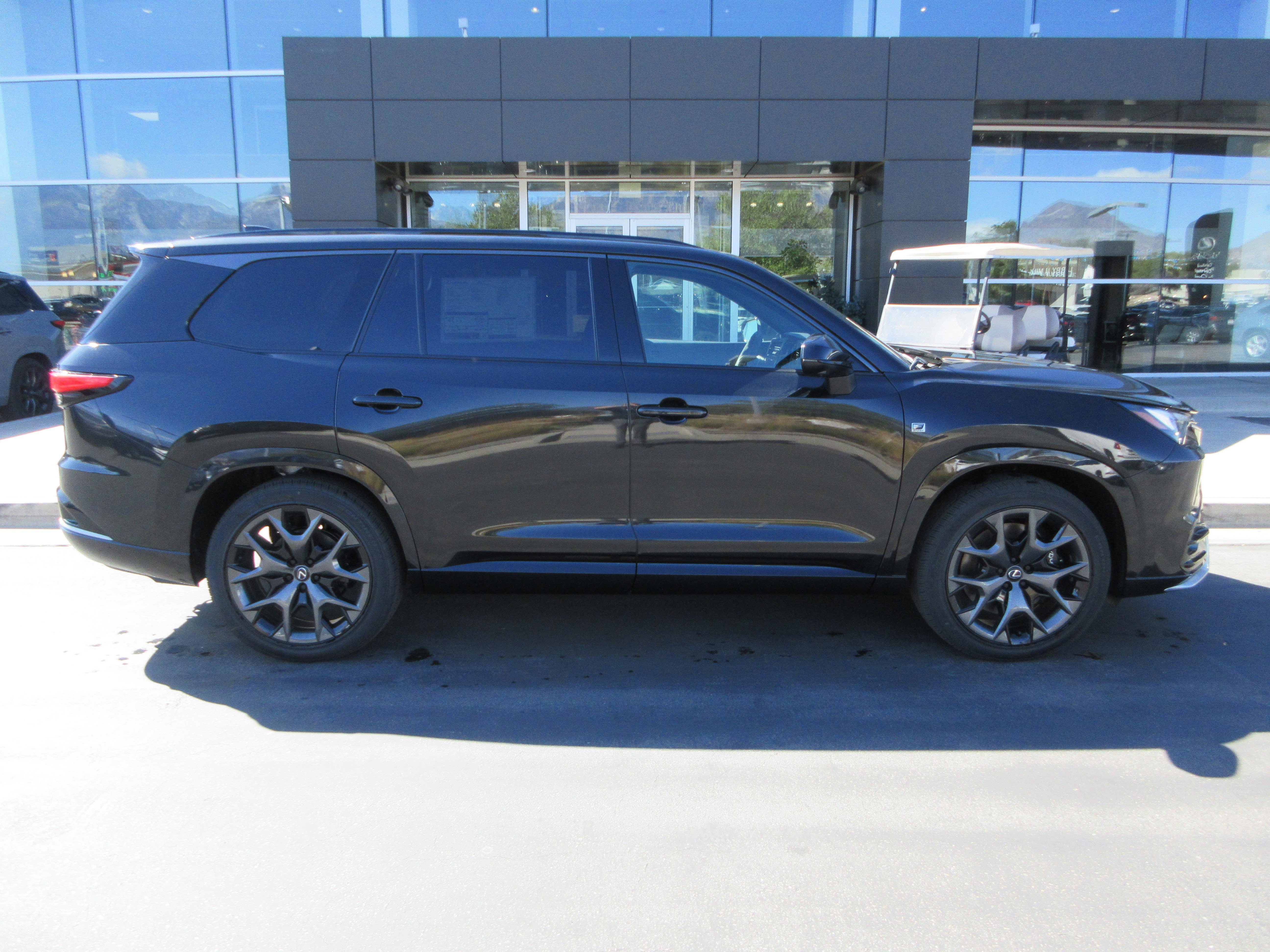 2026 Lexus TX 500h F-Sport Premium - Photo 12