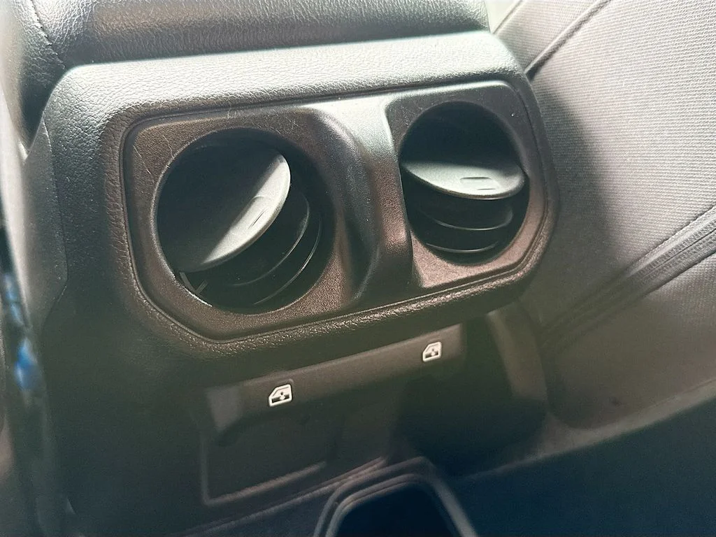 Used 2022 Blue Jeep Unlimited Sport S image 28