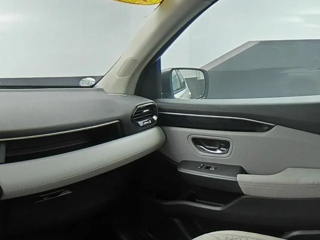 Used 2023  Honda LX image 40