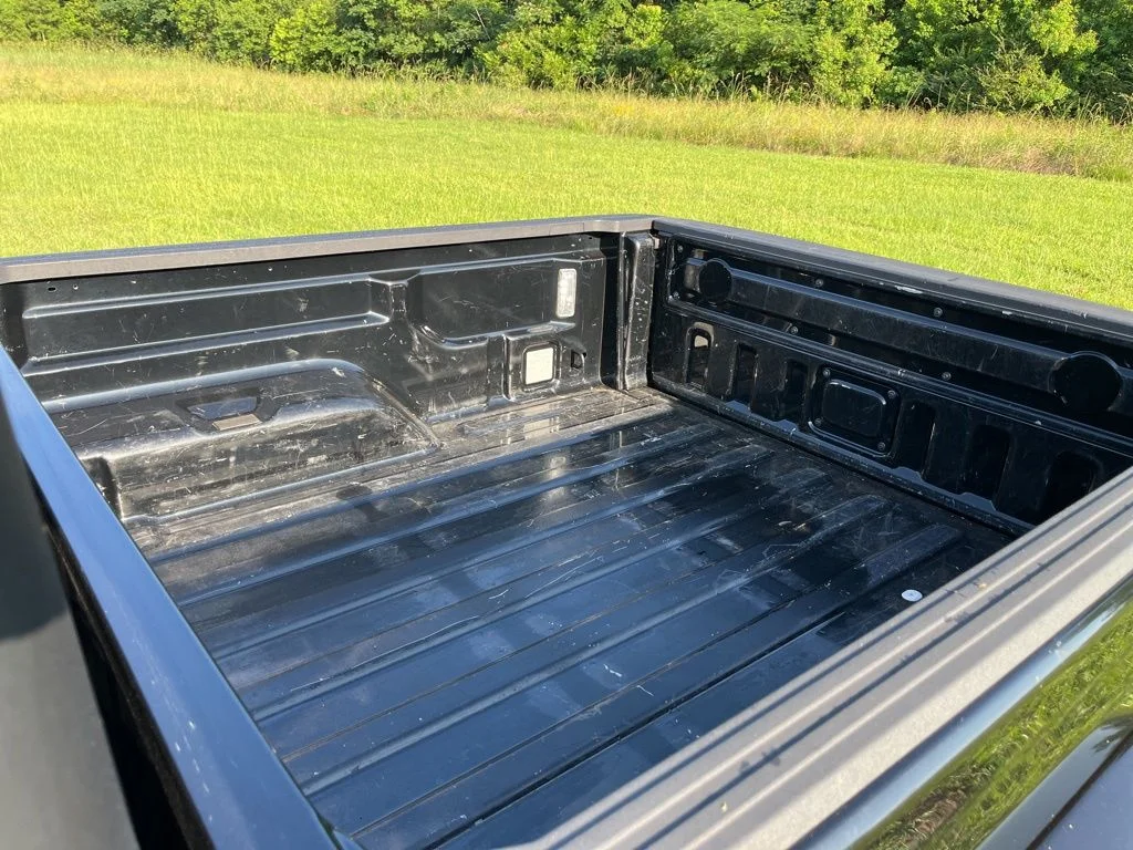 Used 2020 Black Jeep Sport image 34